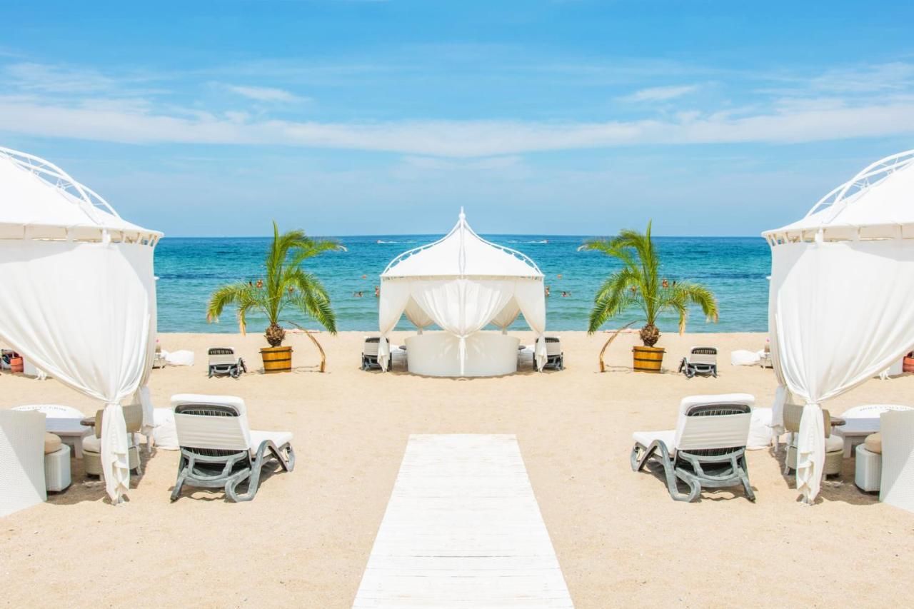 Курортные отели Oasis Resort & SPA Лозенец