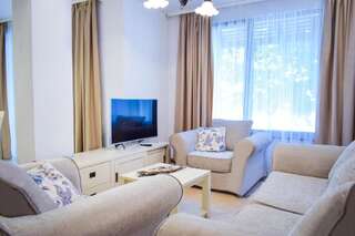 Курортные отели Oasis Resort & SPA Лозенец Двухуровневые апартаменты с 4 спальнями, балконом и видом на море-1
