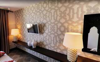 Курортные отели Oasis Resort & SPA Лозенец Апартаменты с балконом и видом на море-2