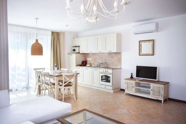 Курортные отели Oasis Resort & SPA Лозенец-30