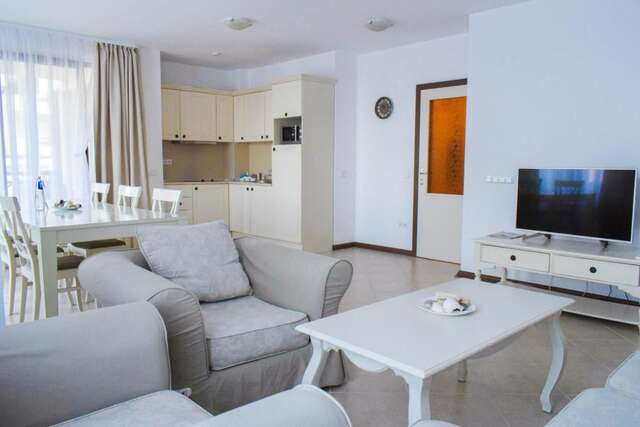 Курортные отели Oasis Resort & SPA Лозенец-36