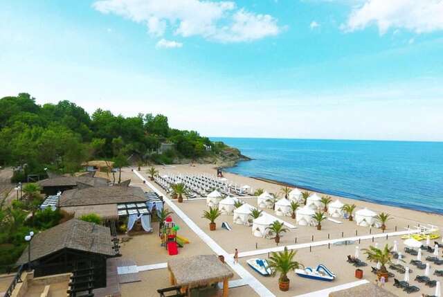 Курортные отели Oasis Resort & SPA Лозенец-7