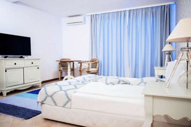 Курортные отели Oasis Resort & SPA Лозенец-62